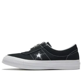 One Star Slip “Black”